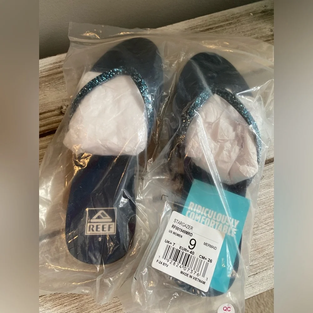 Reef Stargazer Flip-Flops ✨ Mermaid Size 9 | dark navy blue + sparkles - Picture 10 of 11
